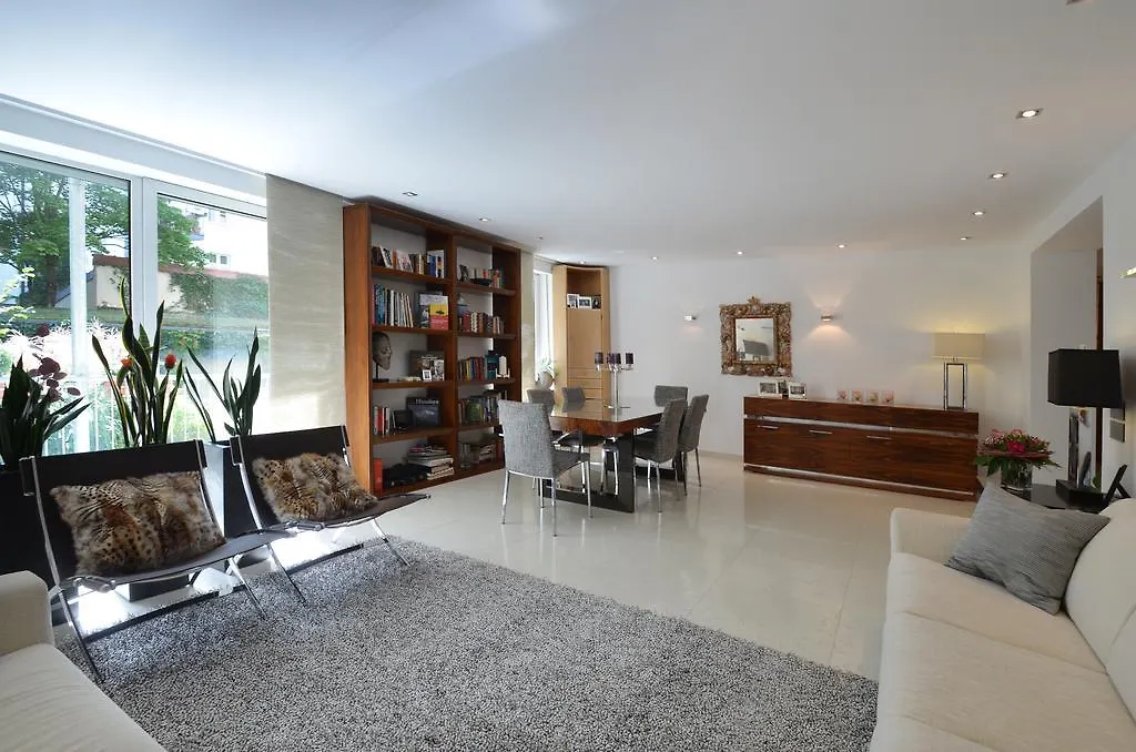 Luxury Apartment Munich City Center 0*,  Německo